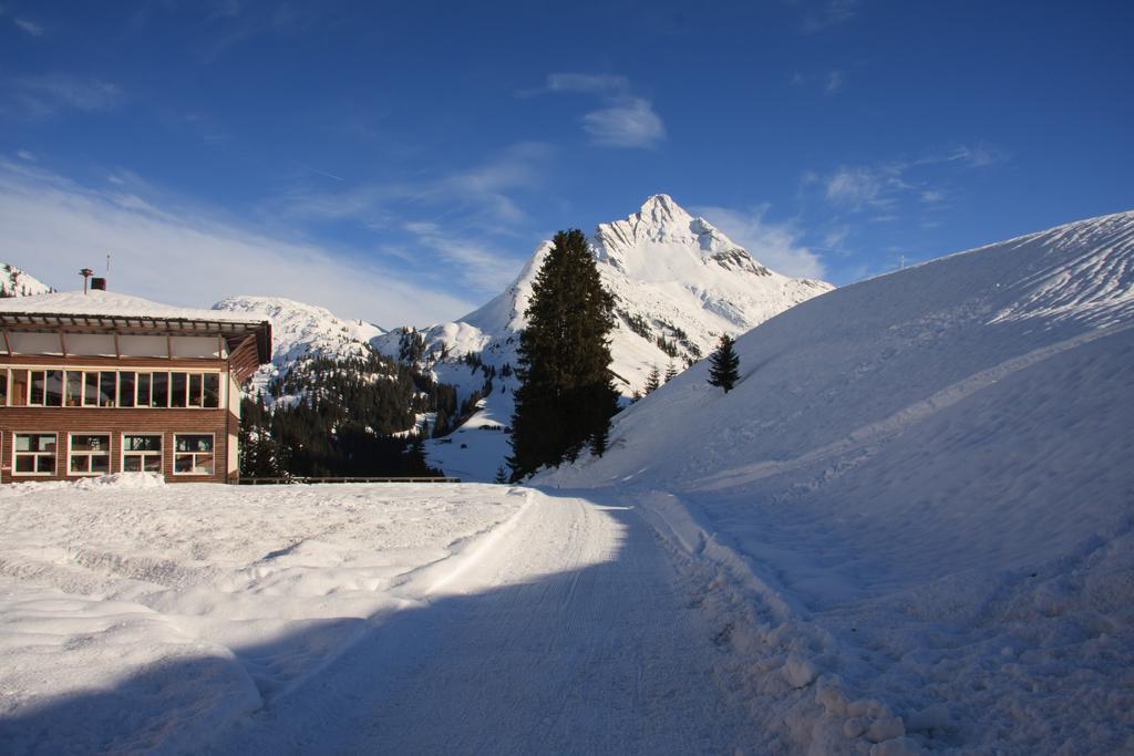 Alpenappartement Bergkoenig Warth  المظهر الخارجي الصورة